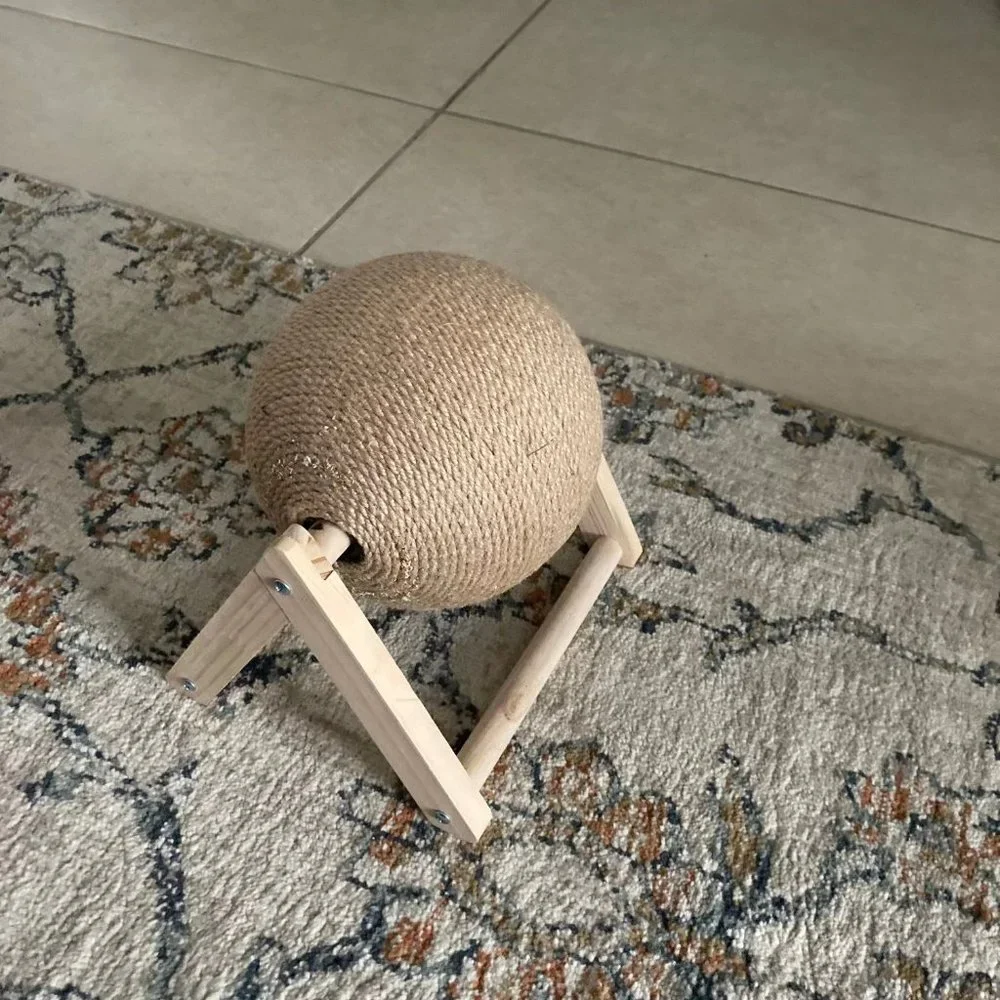 Wooden cat scratching ball